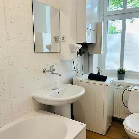 10 Minut Pieszo Do Monte Cassino Hotel *